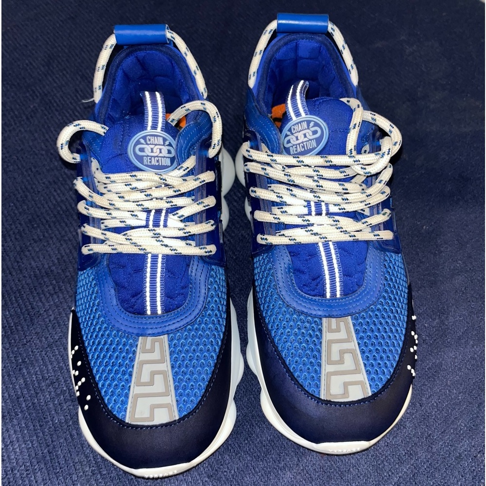 versace chain reaction